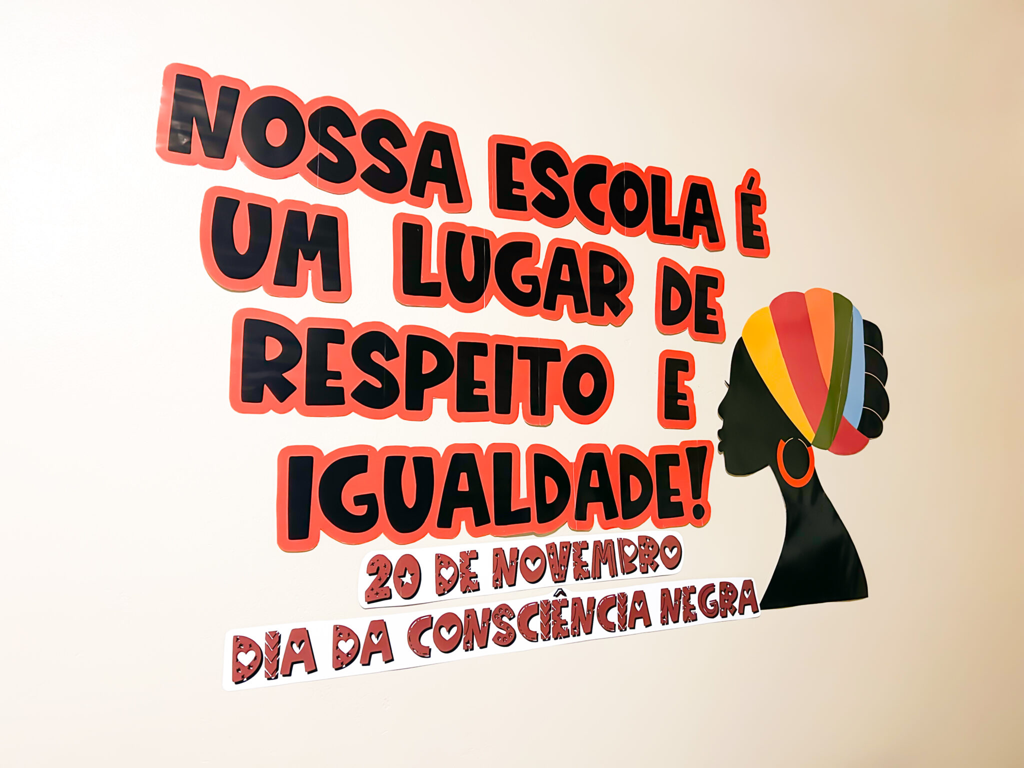 Painel – Dia da consciência negra – Loja – Português Encantado