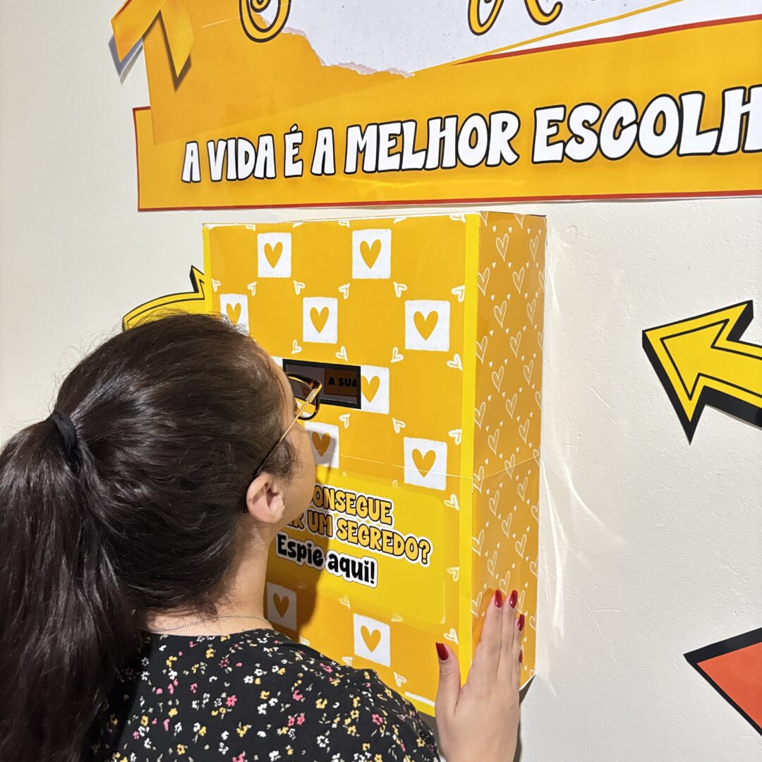 Painel Caixa Surpresa - Setembro Amarelo